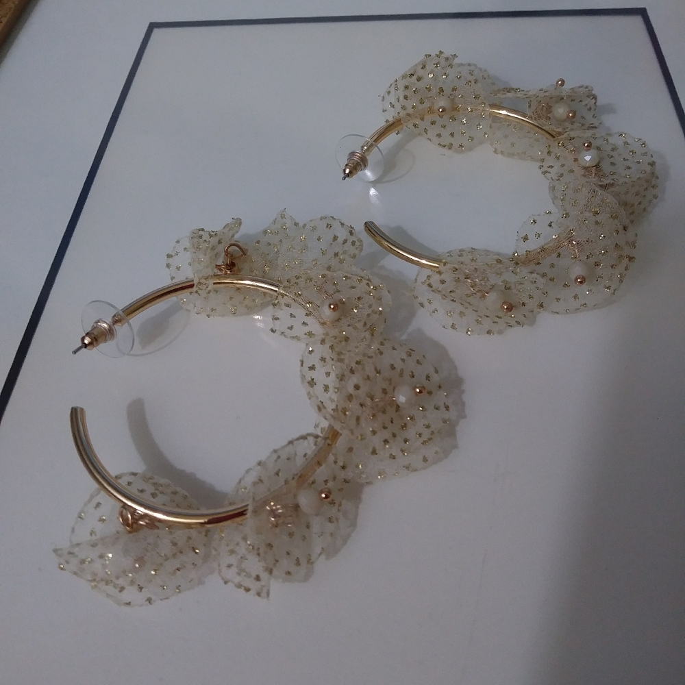 - Stella & ruby earrings - Picture 3 of 3